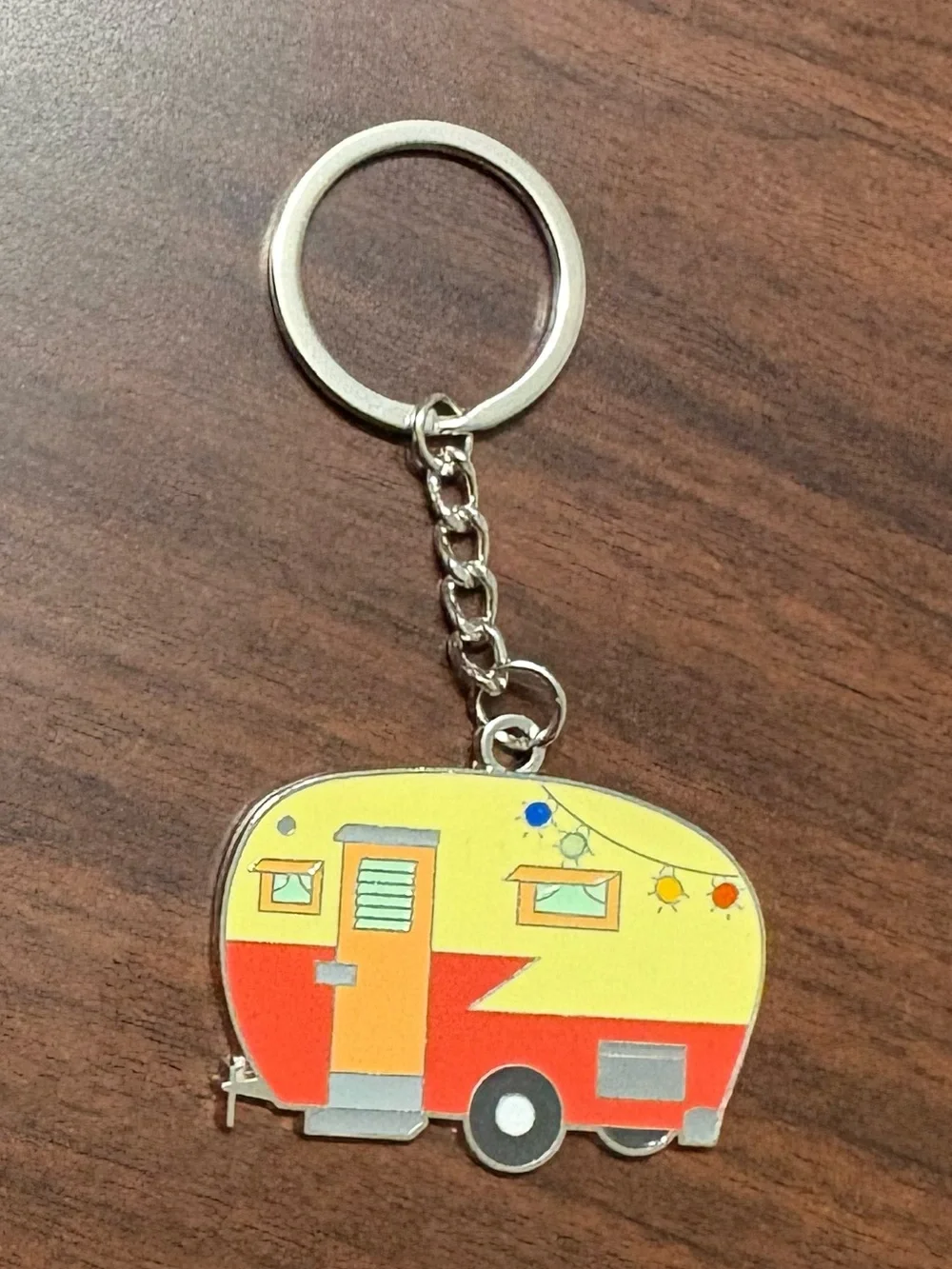 2 Pack Vintage RV Camper Keychains | Travel Trailer Keyring Set with Gift Pouch
